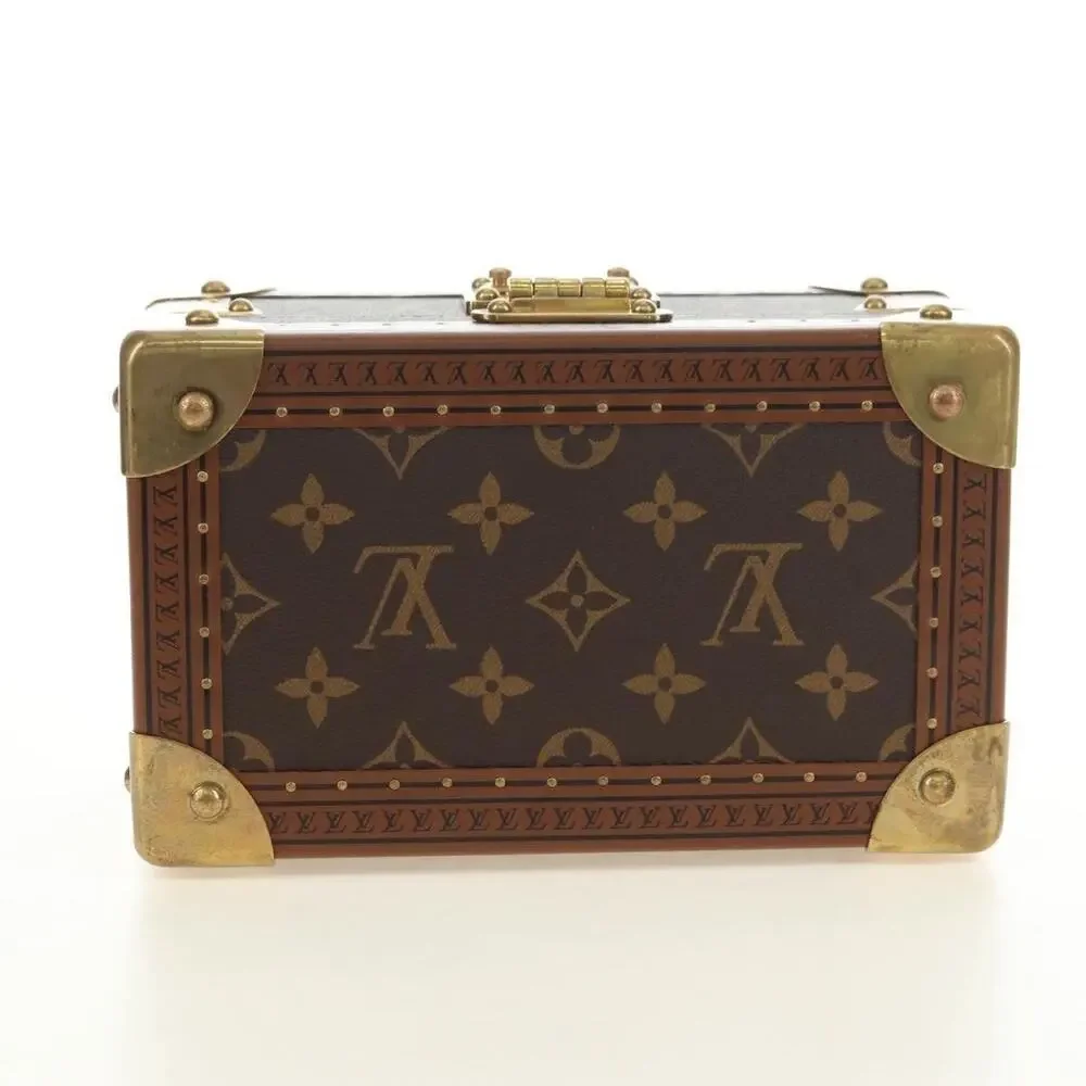 Louis Vuitton height width